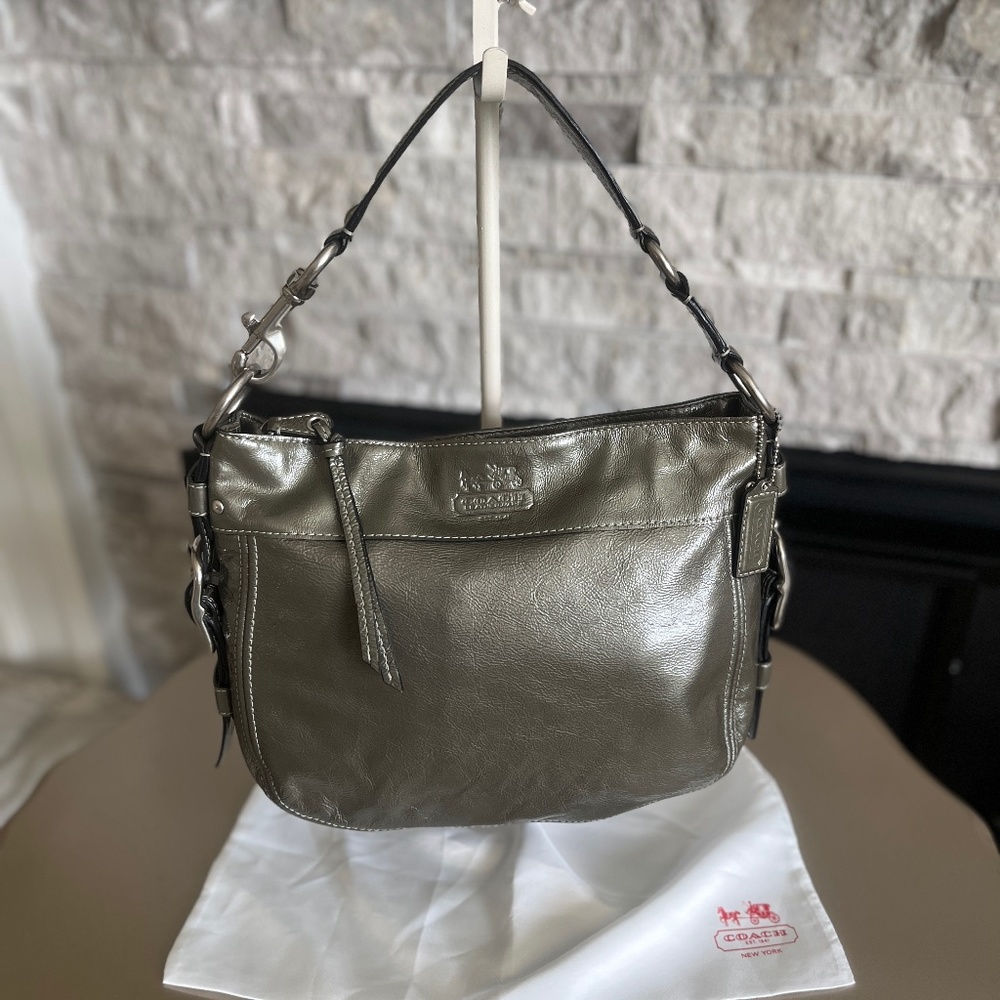 NWOT Coach Zoe Purse Shoulder Bag with Dustbag